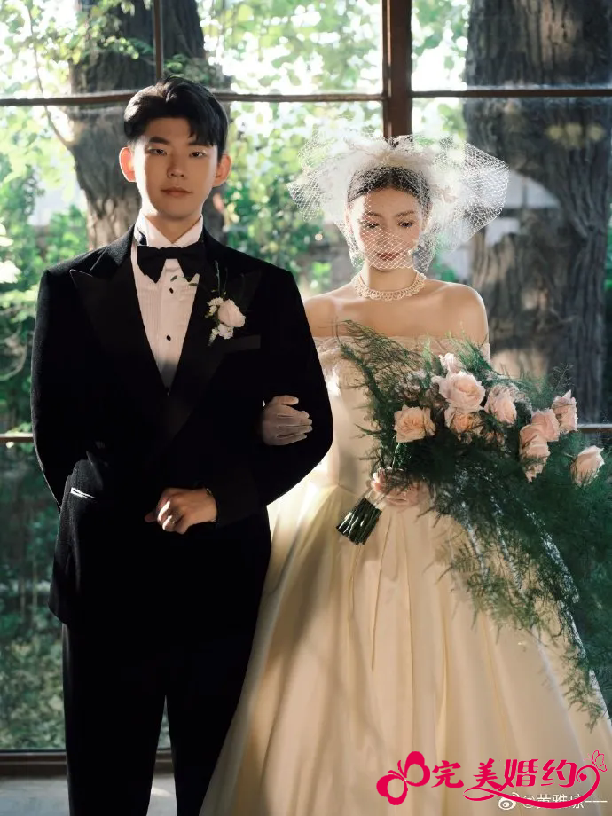 恭喜！他们公布婚纱照，官宣结婚消息！