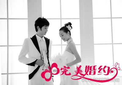 拍摄立体婚纱照的5种必备姿势