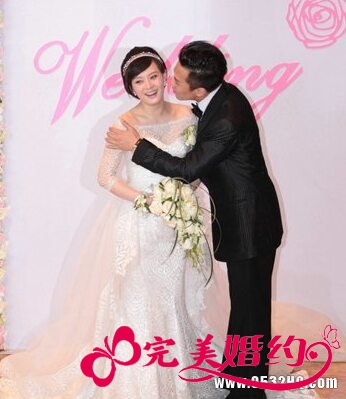 浪漫温情婚礼小节目 让婚礼温馨感人