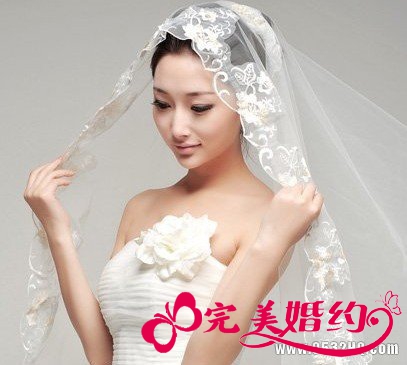 最美新娘头纱与发型的搭配秘籍