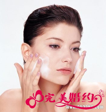 终结毛孔粉刺问题 做天然美肌新娘