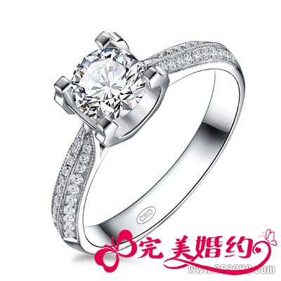 钻戒选择定制好还是成品好？