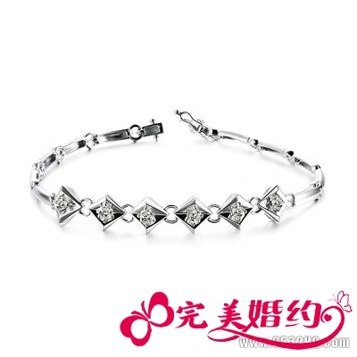 清爽夏季钻石手链 为你的腕间增添魅力