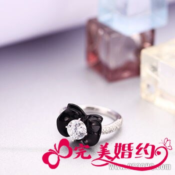 钻戒保养知识：如何保养18K白金钻戒
