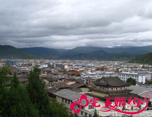 云南香格里拉景点：独克宗古城