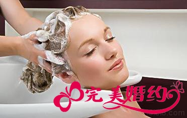 产后多久可以才洗头